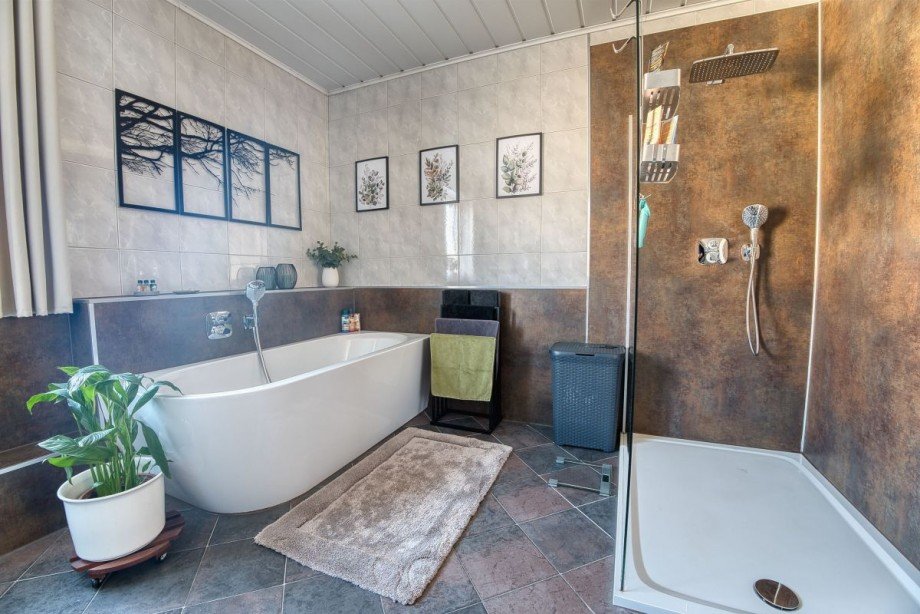 Badezimmer 2 Etagenwohnung Maxdorf