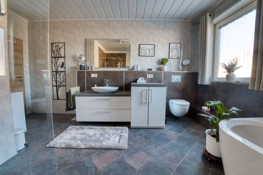 Badezimmer 3 Etagenwohnung Maxdorf