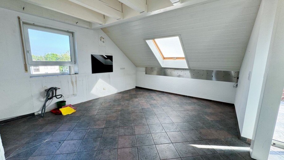 IMG 2748 Dachgeschosswohnung Maxdorf